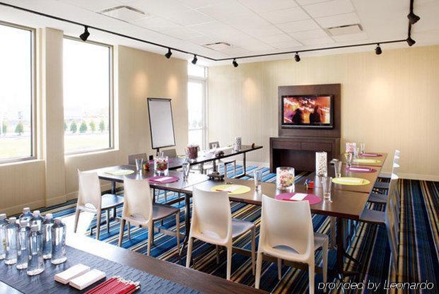 Aloft Hotel Milwaukee Downtown Facilities photo