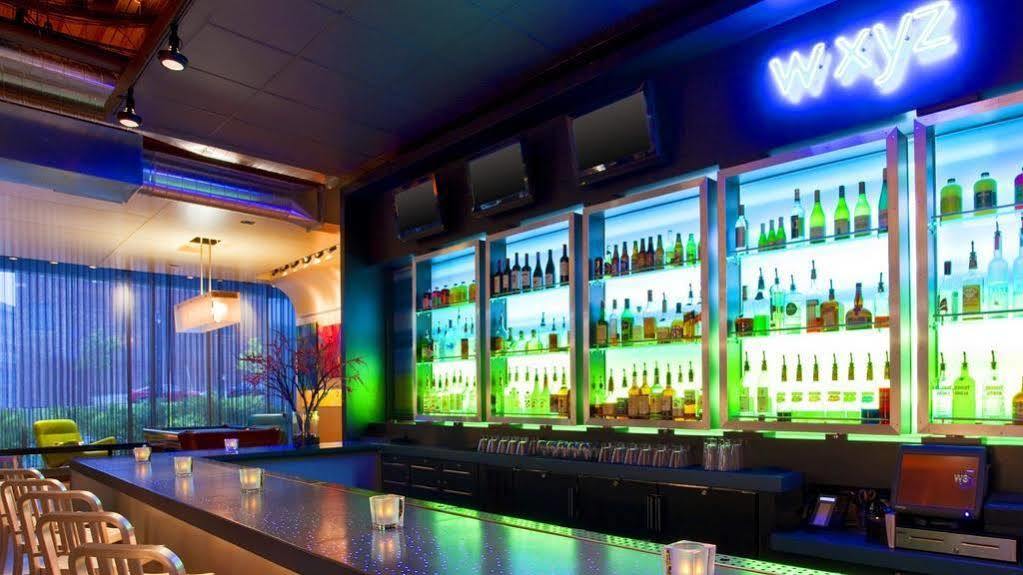 Aloft Hotel Milwaukee Downtown Exterior photo